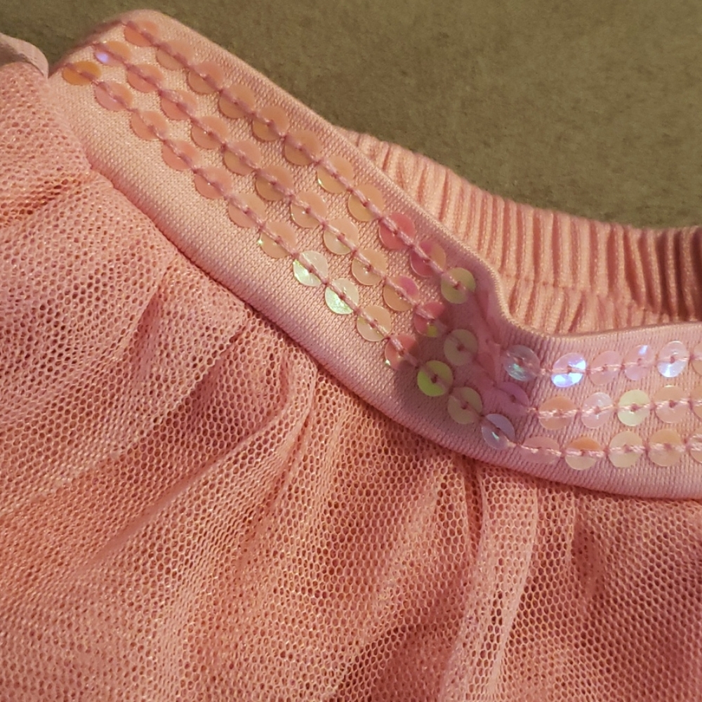Skirt - Picture 2 of 4